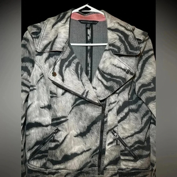 White House Black Market grey and black animal print moto jacket - Picture 5 of 9